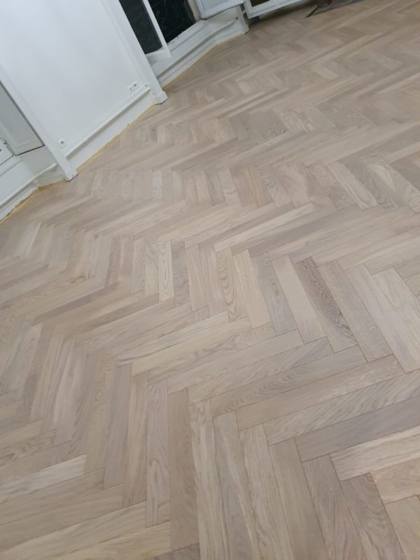 Pose parquet à Paris